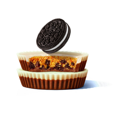 REESE'S OREO® Milk Chocolate and White Creme Peanut Butter Cups Candy Packs, 1.4 oz (24 Count)
